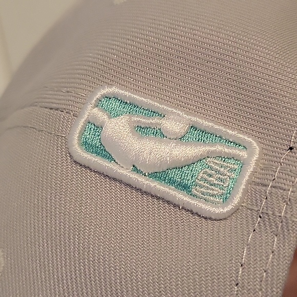 New Era Los Angeles Lakers snap back - Picture 7 of 7